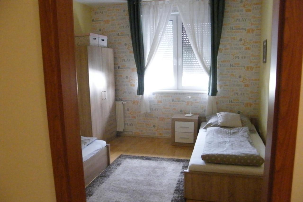 Happy Apartman Hajduszoboszlo Ngoại thất bức ảnh