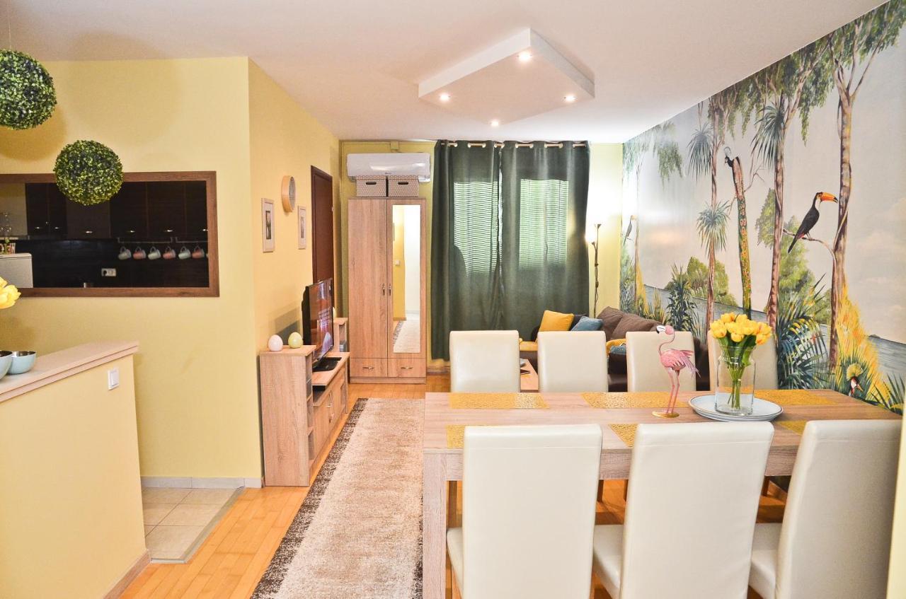 Happy Apartman Hajduszoboszlo Ngoại thất bức ảnh